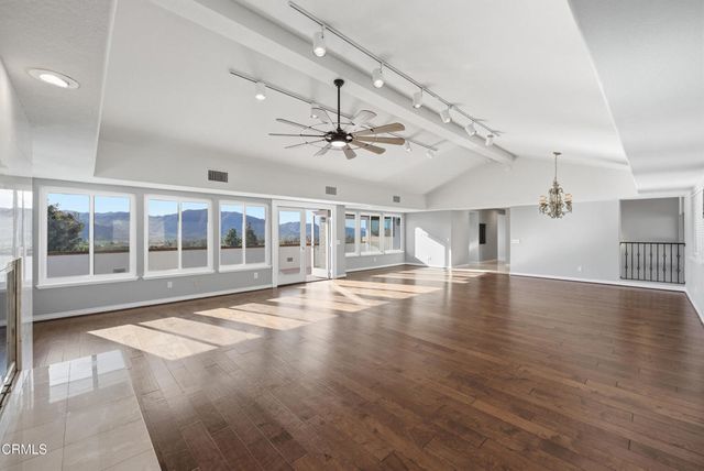 2207 Terra Bella Lane, Camarillo, CA 93012