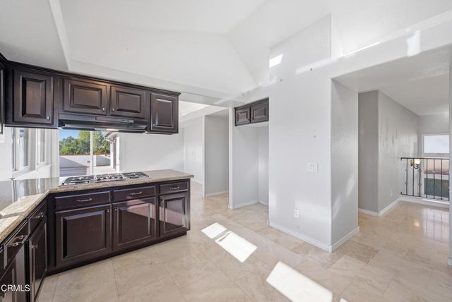 2207 Terra Bella Lane, Camarillo, CA 93012