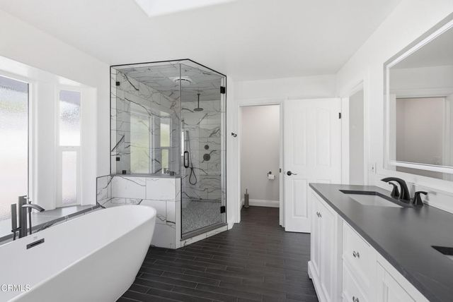 2207 Terra Bella Lane, Camarillo, CA 93012