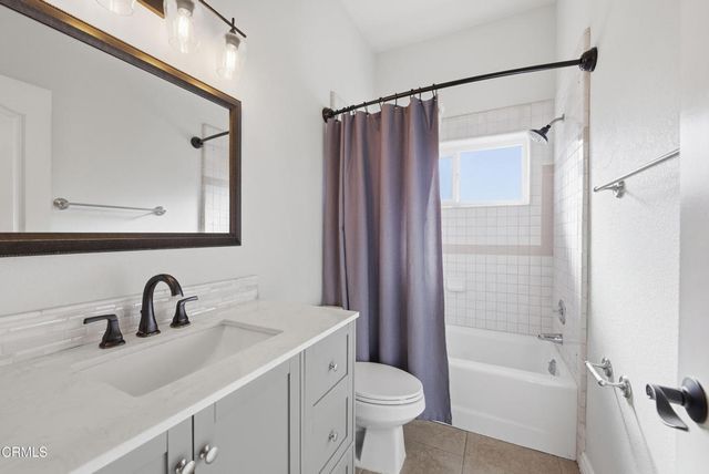 2207 Terra Bella Lane, Camarillo, CA 93012