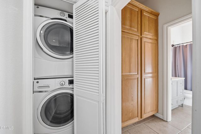 2207 Terra Bella Lane, Camarillo, CA 93012