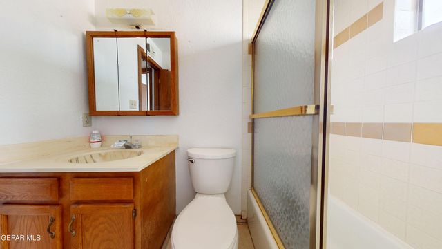 1633 EBONY Avenue, Las Cruces, NM 88001