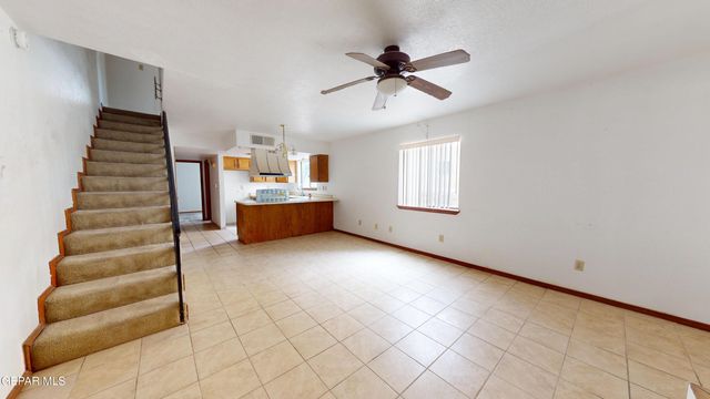 1633 EBONY Avenue, Las Cruces, NM 88001