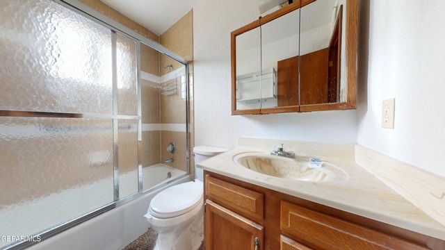 1633 EBONY Avenue, Las Cruces, NM 88001