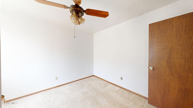 1633 EBONY Avenue, Las Cruces, NM 88001