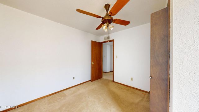 1633 EBONY Avenue, Las Cruces, NM 88001