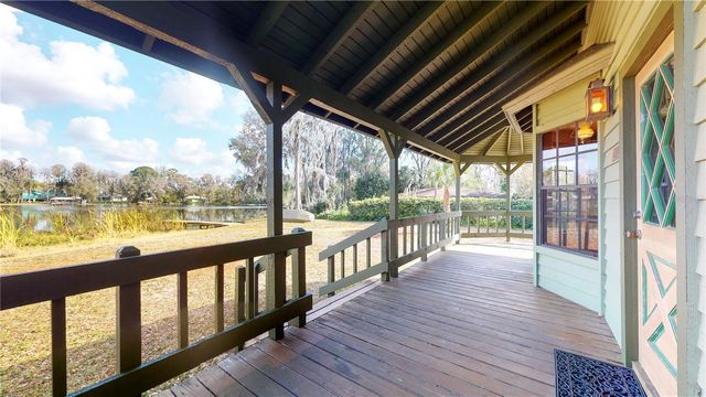 19803 READING ROAD, Lutz, FL 33558