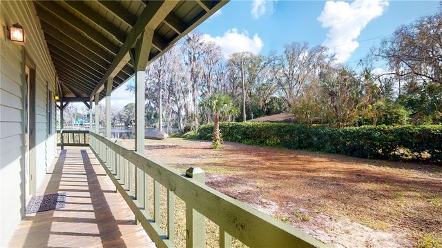 19803 READING ROAD, Lutz, FL 33558