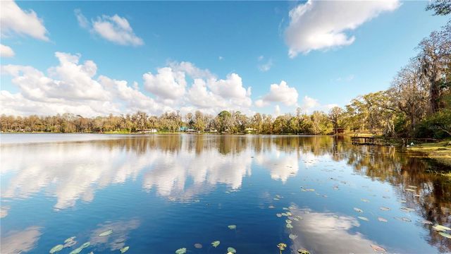 19803 READING ROAD, Lutz, FL 33558