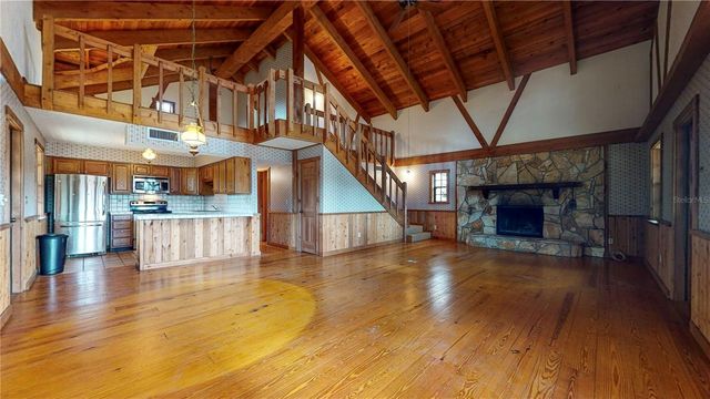 19803 READING ROAD, Lutz, FL 33558