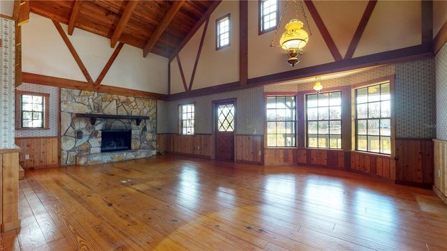 19803 READING ROAD, Lutz, FL 33558