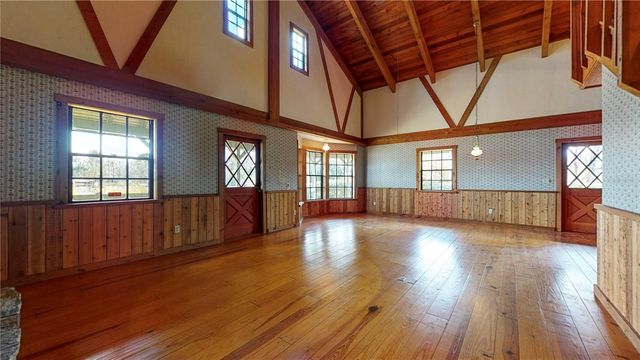 19803 READING ROAD, Lutz, FL 33558