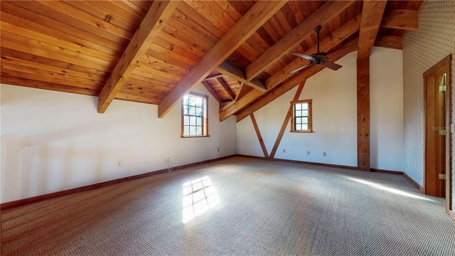 19803 READING ROAD, Lutz, FL 33558