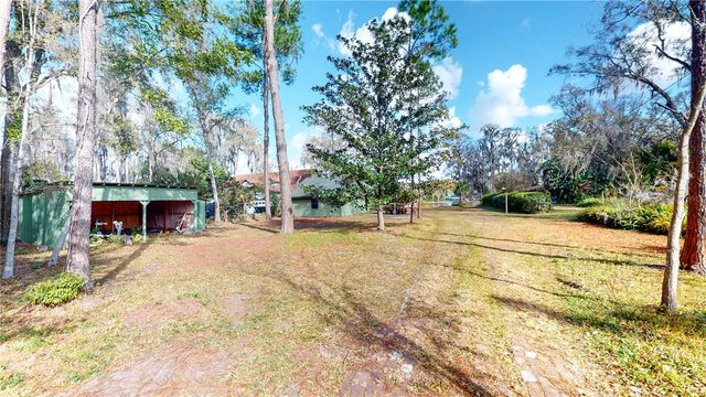 19803 READING ROAD, Lutz, FL 33558