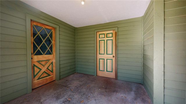 19803 READING ROAD, Lutz, FL 33558