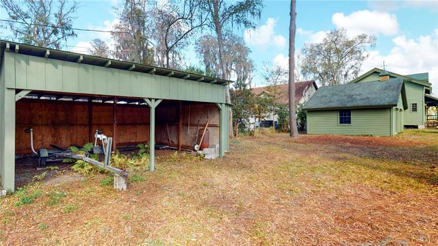 19803 READING ROAD, Lutz, FL 33558