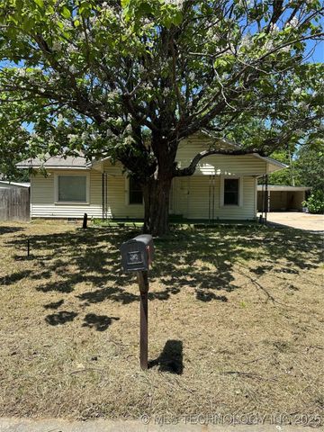 417 E Street SE, Ardmore, OK 73401