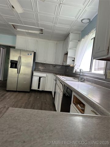 417 E Street SE, Ardmore, OK 73401