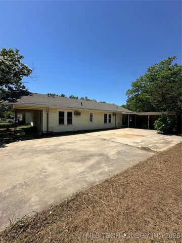 417 E Street SE, Ardmore, OK 73401