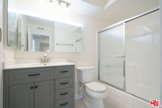 13321 Meyer Road B, Whittier, CA 90605