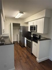 833 Riverside Dr 834, Coral Springs, FL 33071