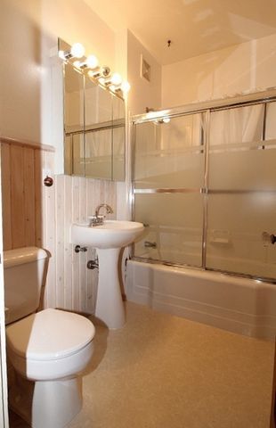 2317 11th Avenue, Rockford, IL 61104