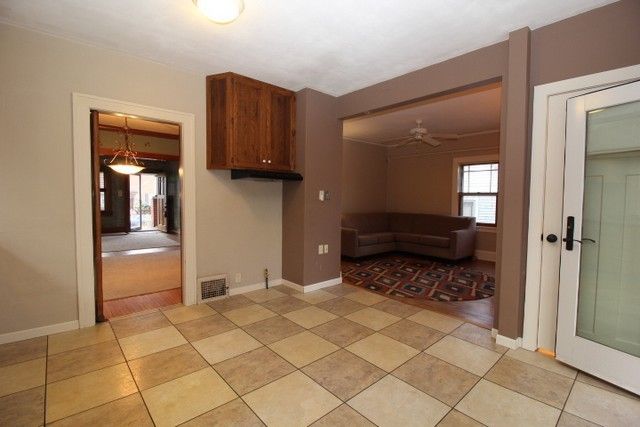 2317 11th Avenue, Rockford, IL 61104