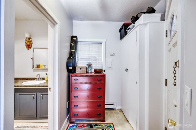 922 Washington Street, Port Townsend, WA 98368