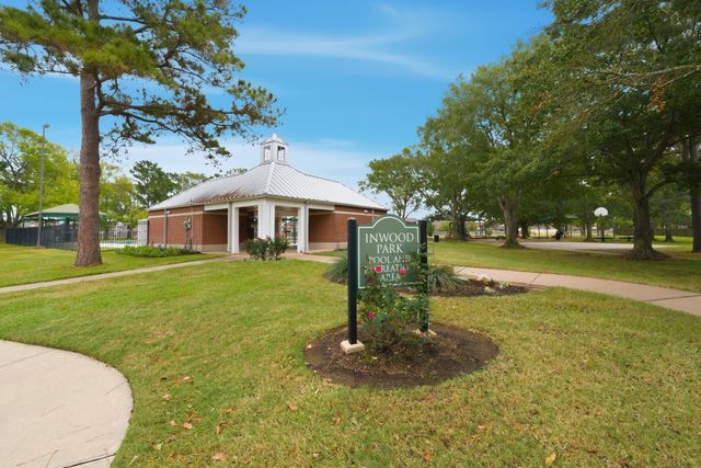20007 Maple Village Drive, Cypress, TX 77433