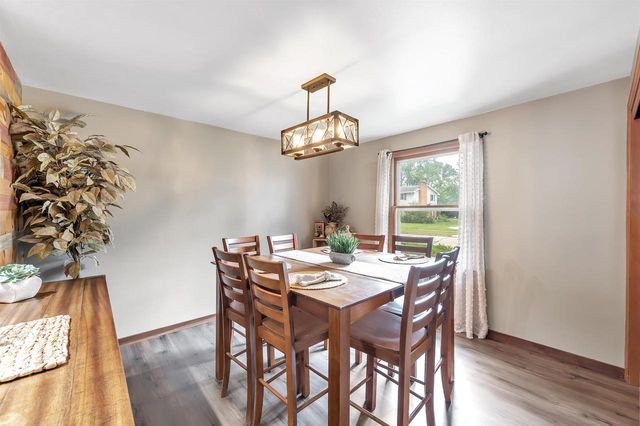 116 S CLAY STREET, De Pere, WI 54115