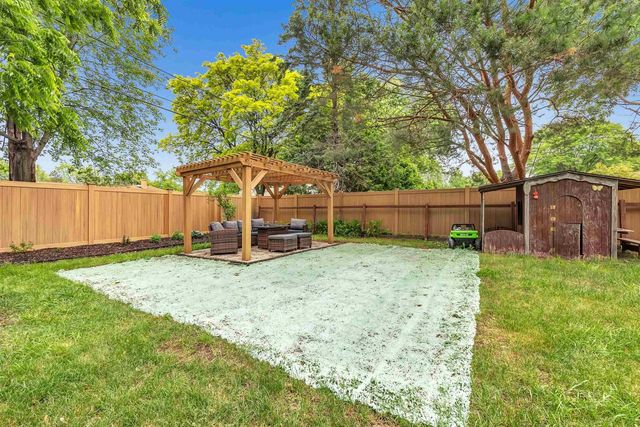 116 S CLAY STREET, De Pere, WI 54115