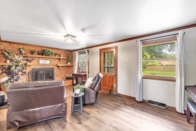 116 S CLAY STREET, De Pere, WI 54115