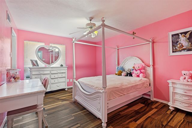 7126 Fernmeadow Circle, Dallas, TX 75248