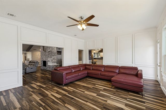 7126 Fernmeadow Circle, Dallas, TX 75248