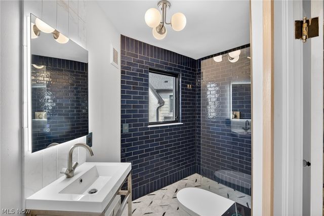 1017 Wilbert Road, Lakewood, OH 44107