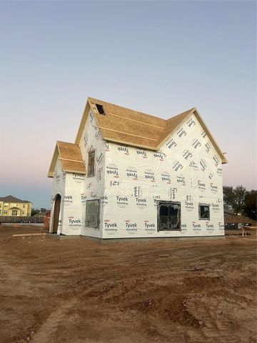 2700 S 2nd I, Waco, TX 76706