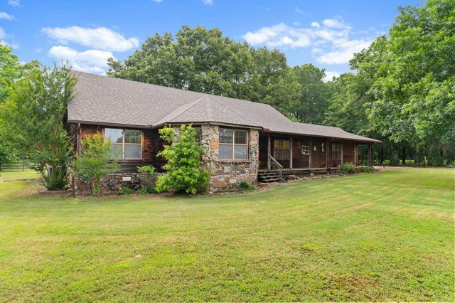 51 Matt Abbott Drive, North Little Rock, AR 72120