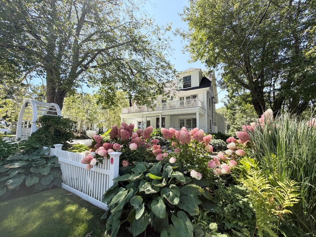 15 Langsford Road 3, Kennebunkport, ME 04046 — photo 2