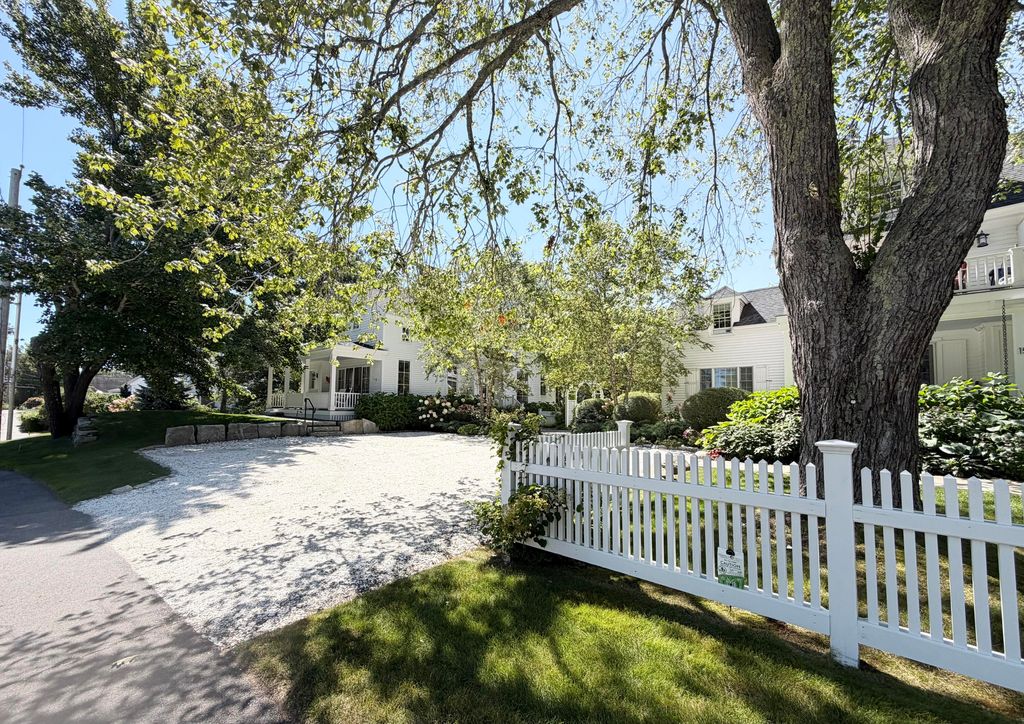 15 Langsford Road 3, Kennebunkport, ME 04046 — photo 3