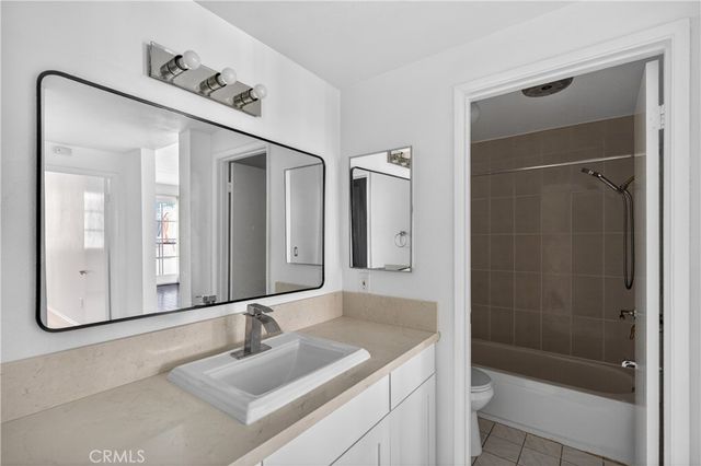 4441 Woodman Avenue 107, Sherman Oaks, CA 91423