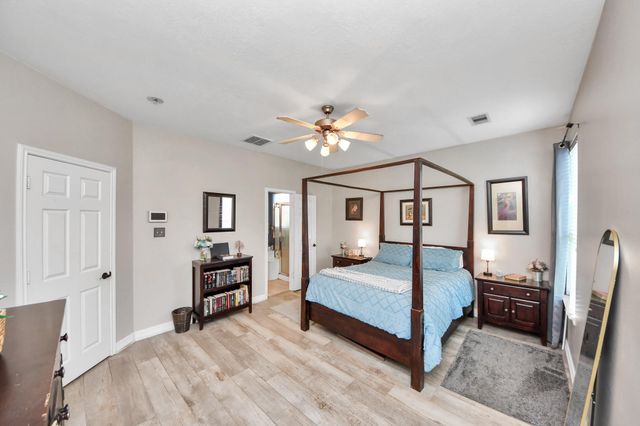 16543 Whitaker Creek Drive, Houston, TX 77095