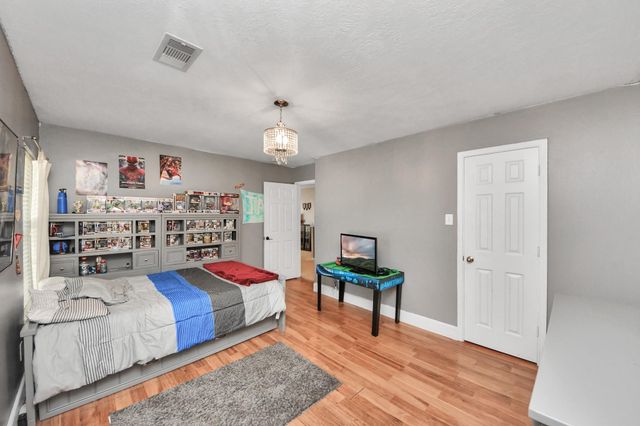 16543 Whitaker Creek Drive, Houston, TX 77095