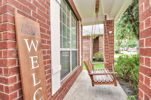 16543 Whitaker Creek Drive, Houston, TX 77095