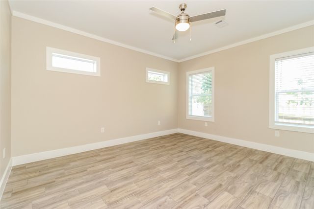 2702 Holland Street, Fort Worth, TX 76164