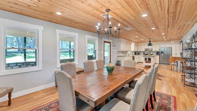 606 Deer Lake Cove, Wimberley, TX 78676