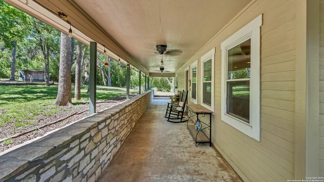606 Deer Lake Cove, Wimberley, TX 78676