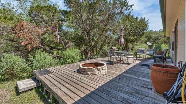 606 Deer Lake Cove, Wimberley, TX 78676