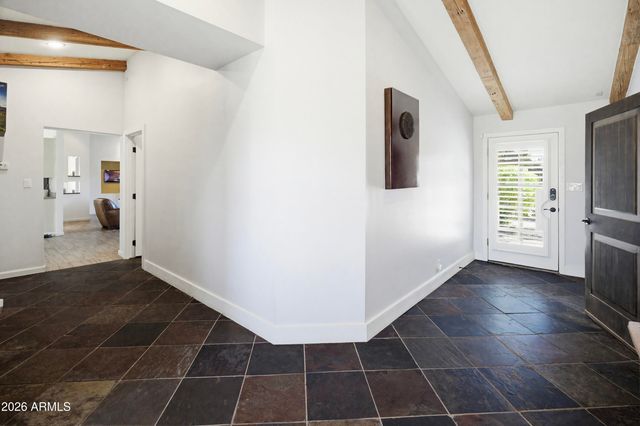 4030 E STANFORD Drive, Phoenix, AZ 85018