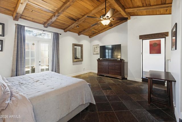 4030 E STANFORD Drive, Phoenix, AZ 85018