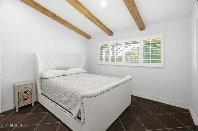 4030 E STANFORD Drive, Phoenix, AZ 85018